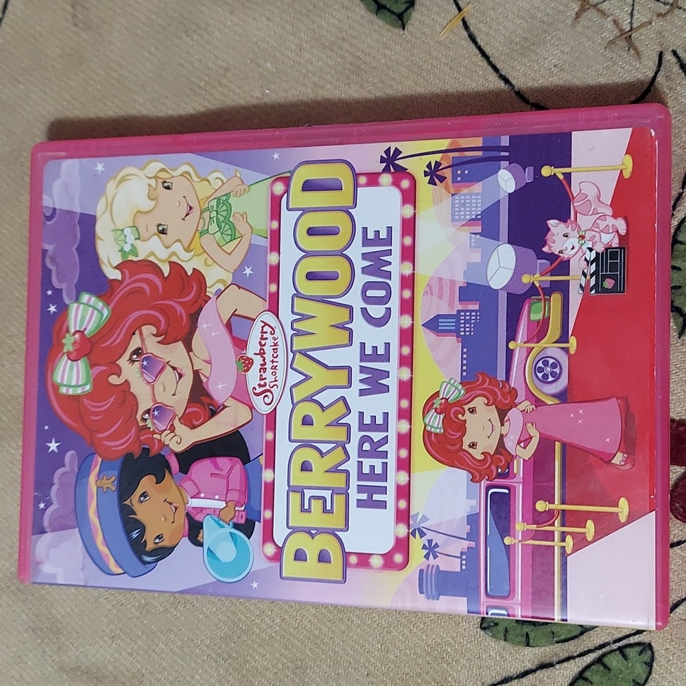 Strawberry Shortcake Berrywood Here We Come